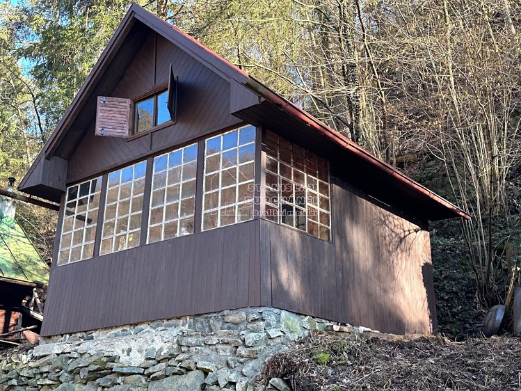 Prodej chaty 36 m², pozemek 18 m² - foto 1