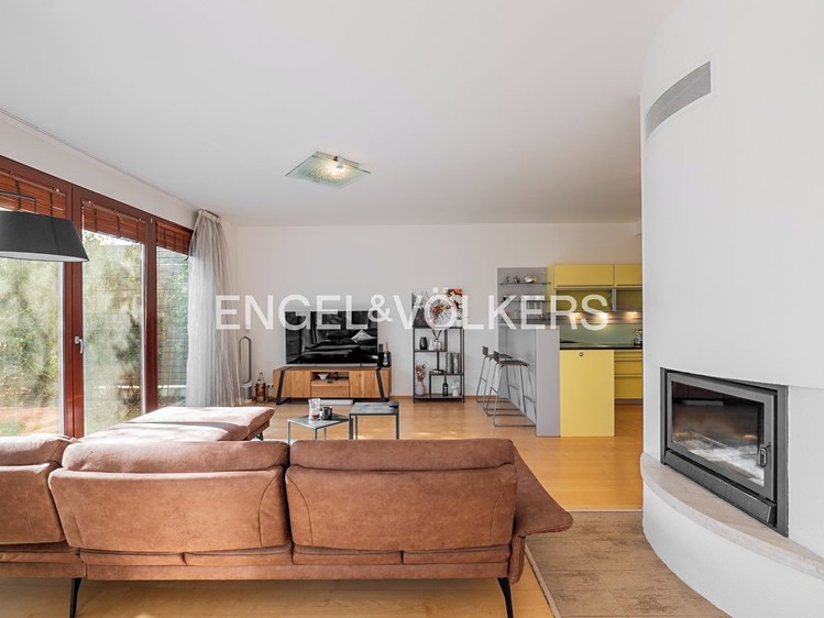 Pronájem rodinného domu 259 m², pozemek 383 m² - foto 4