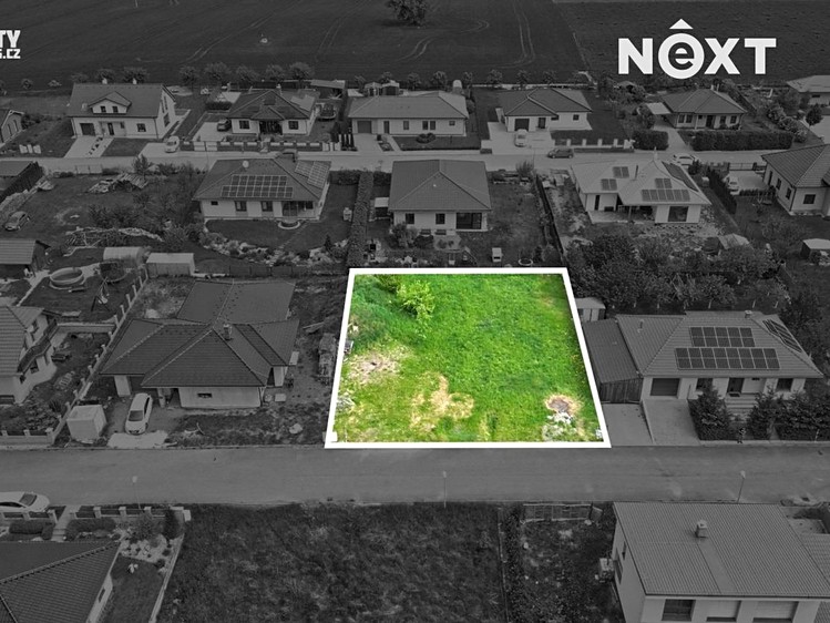 Prodej stavebního pozemku 738 m² - foto 6