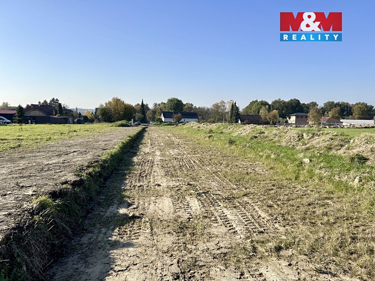 Prodej  stavebního pozemku 880 m² - foto 3