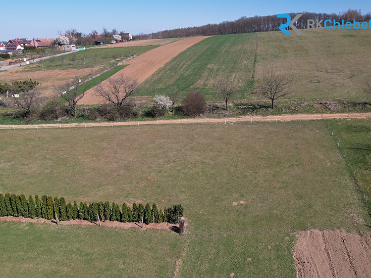 Prodej stavebního pozemku 1 070 m² - foto 4