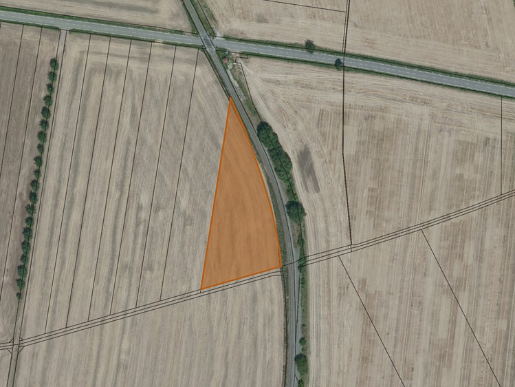 Prodej pole 5 444 m² - foto 1
