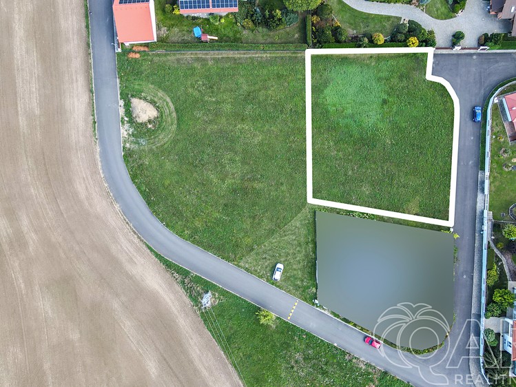 Prodej  stavebního pozemku 1 516 m² - foto 3