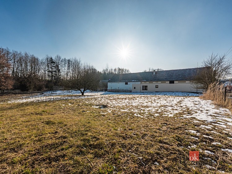 Prodej  stavebního pozemku 1 277 m² - foto 3