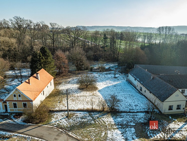 Prodej  stavebního pozemku 1 277 m² - foto 7
