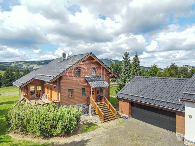 Prodej ubytovacího zařízení 195 m² - foto 1