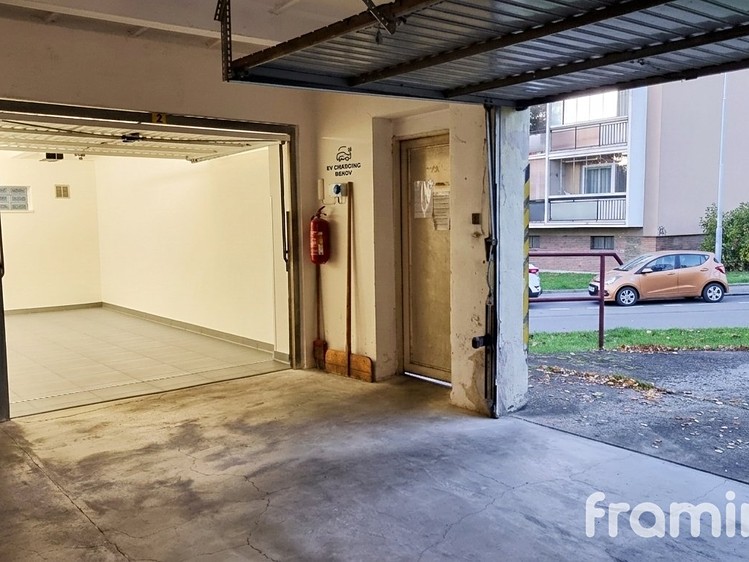 Prodej garáže 17 m² - foto 2