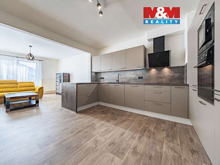 Prodej bytu 3+kk 65 m² - foto 1