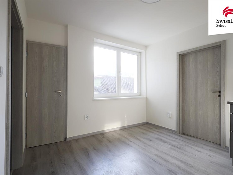 Prodej bytu 2+1 74 m² - foto 3