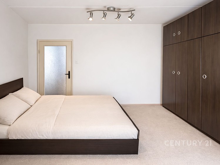 Prodej bytu 3+1 61 m² - foto 2