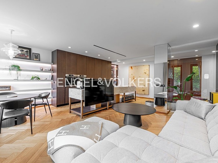 Pronájem bytu 2+kk 87 m² - foto 3