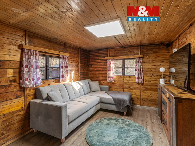 Prodej chaty 39 m², pozemek 660 m² - foto 1