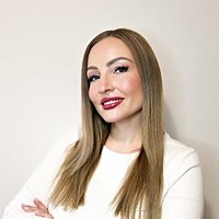 Natálie Burešová
