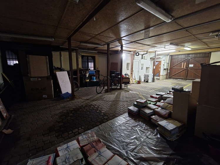 Pronájem garáže 110 m² - foto 4
