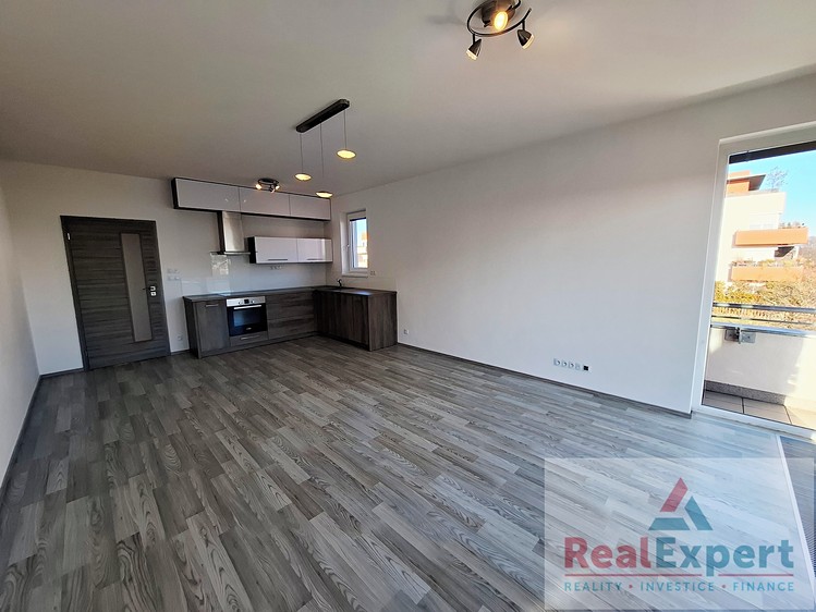 Prodej bytu 2+kk 68 m² (Jednopodlažní) - foto 4