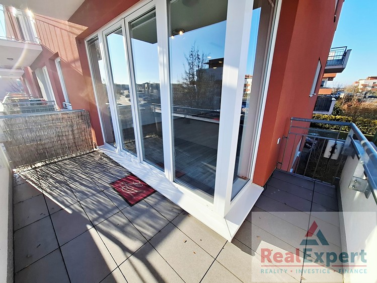 Prodej bytu 2+kk 68 m² (Jednopodlažní) - foto 5