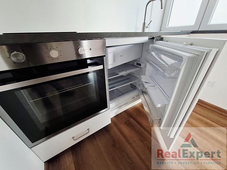 Pronájem bytu 1+1 35 m² (Jednopodlažní) - foto 4