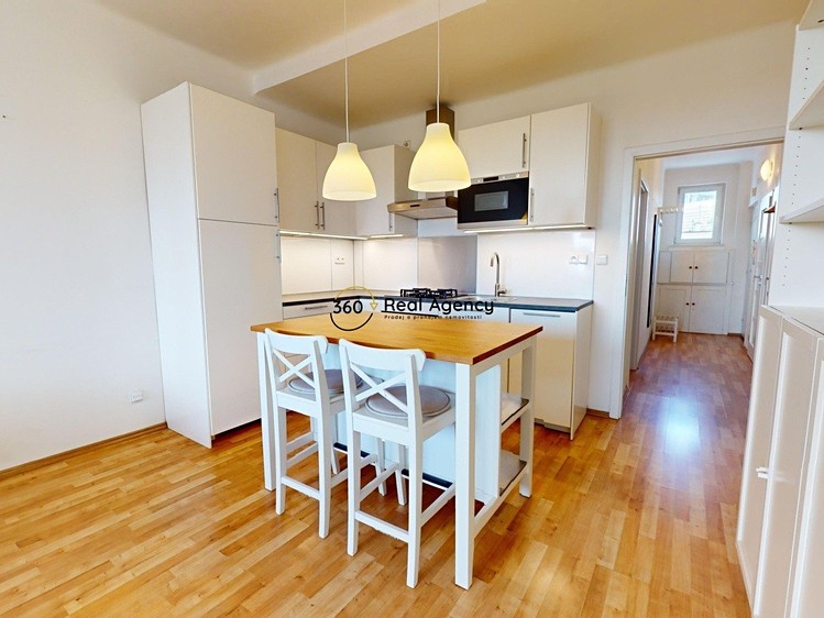 Pronájem bytu 2+kk 52 m² (Jednopodlažní) - foto 4