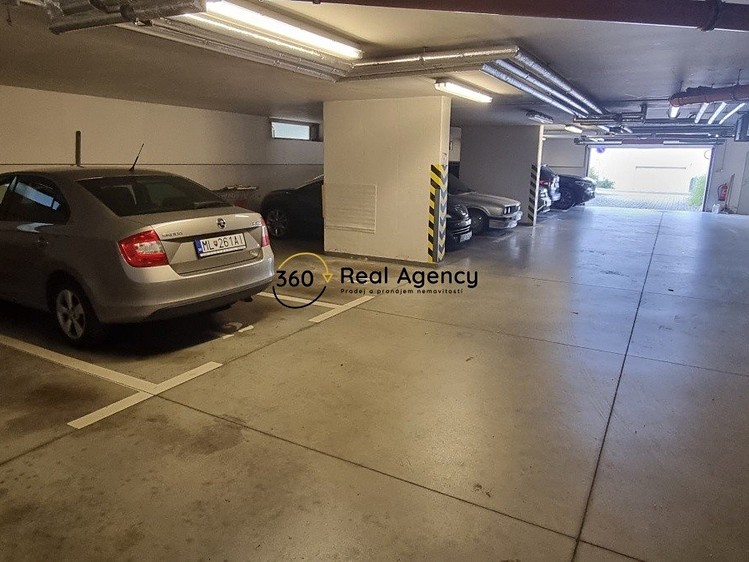 Pronájem bytu 3+kk 135 m² (Jednopodlažní) - foto 7