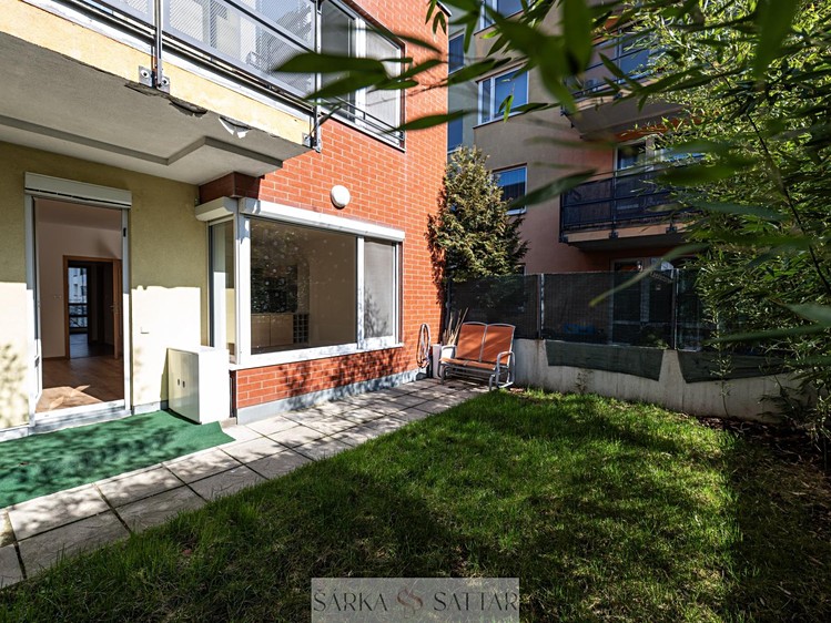 Pronájem bytu 3+kk 79 m² - foto 4