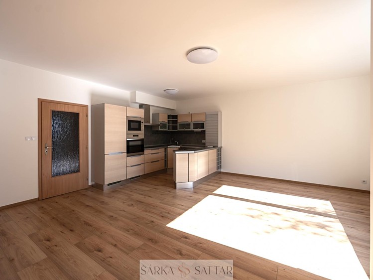 Pronájem bytu 3+kk 79 m² - foto 6