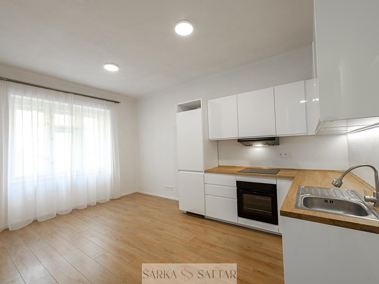 Pronájem bytu 2+kk 44 m² - foto 5