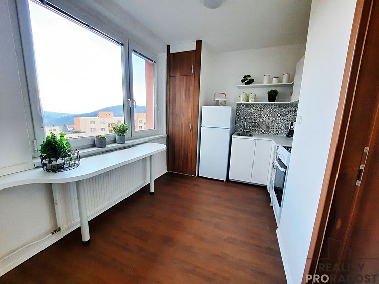 Pronájem bytu 1+1 33 m² - foto 7