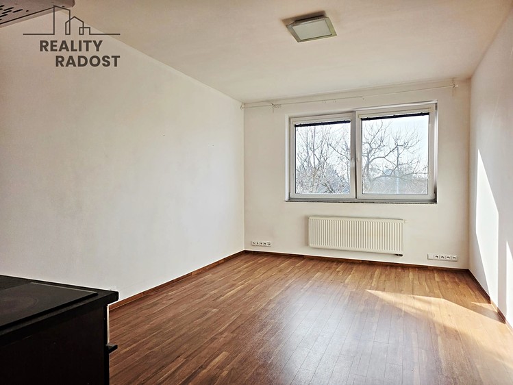 Pronájem bytu 1+kk 24 m² - foto 3