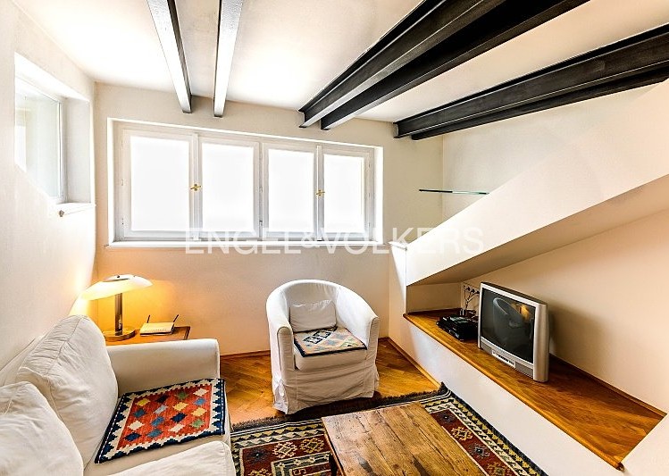 Pronájem bytu 3+kk 96 m² (Mezonet) - foto 4