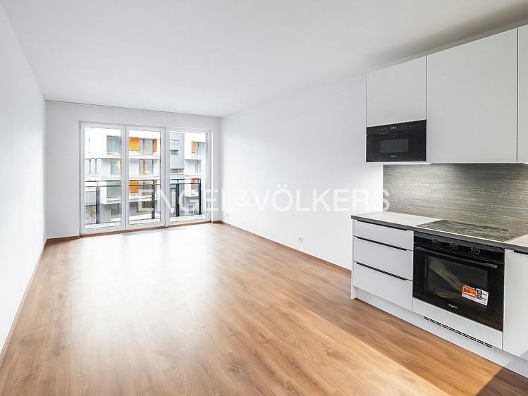 Pronájem bytu 2+kk 54 m² - foto 1