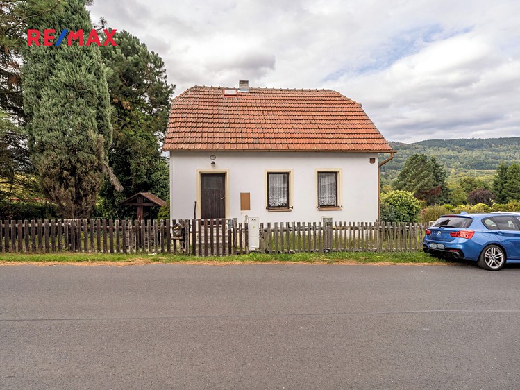 Prodej rodinného domu 60 m², pozemek 423 m² - foto 1