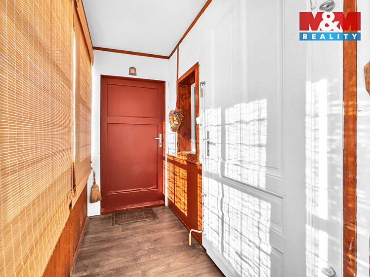 Prodej chaty 25 m², pozemek 30 m² - foto 2
