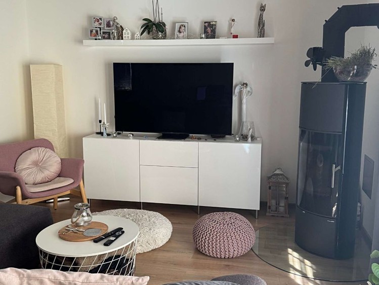 Prodej rodinného domu 113 m², pozemek 303 m² - foto 2