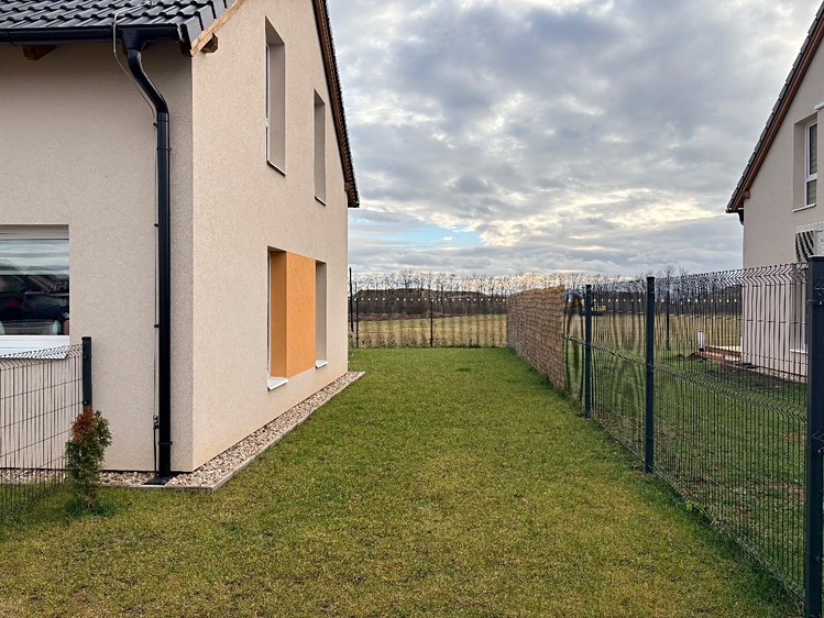 Prodej rodinného domu 96 m², pozemek 269 m² - foto 4
