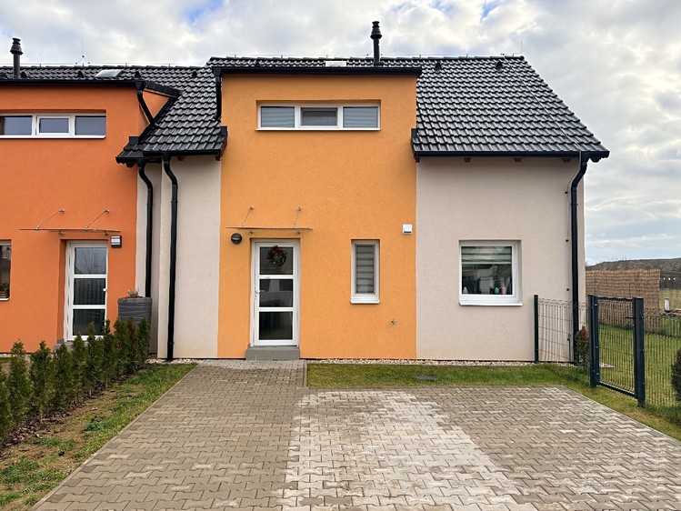 Prodej rodinného domu 96 m², pozemek 269 m² - foto 3