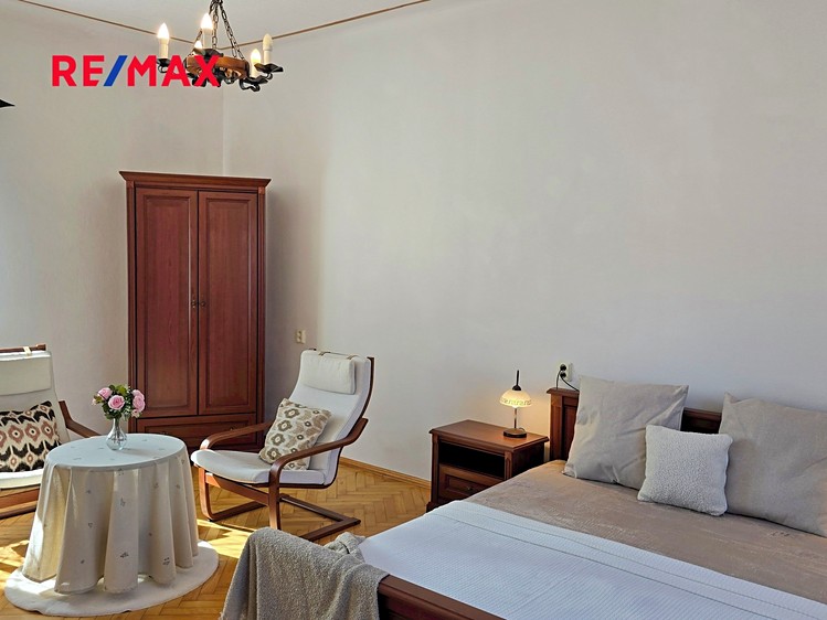 Prodej rodinného domu 128 m², pozemek 115 m² - foto 2