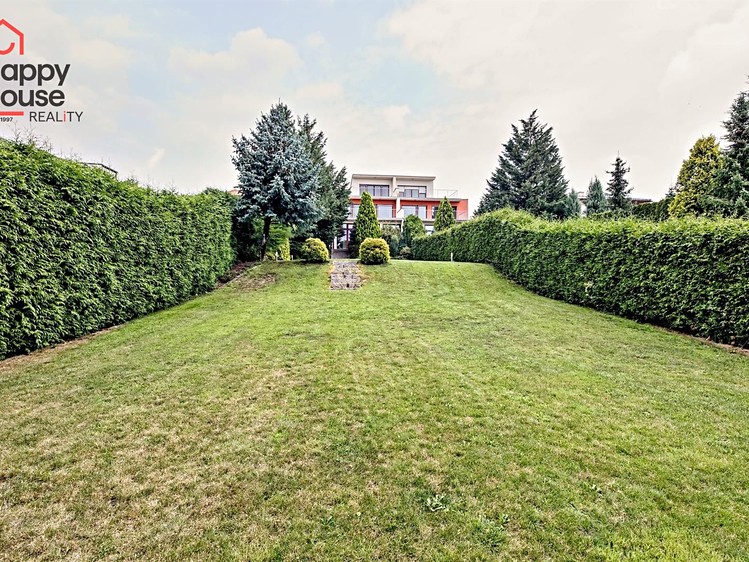 Pronájem rodinného domu 260 m², pozemek 1 000 m² - foto 3