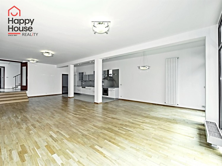 Pronájem rodinného domu 260 m², pozemek 1 000 m² - foto 7