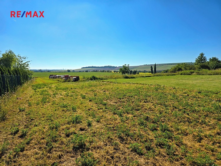 Prodej stavebního pozemku 1 892 m² - foto 6