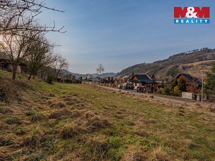 Prodej stavebního pozemku 693 m² - foto 3