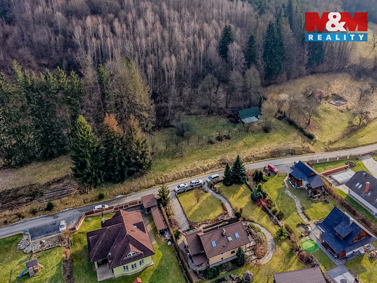 Prodej stavebního pozemku 600 m² - foto 3