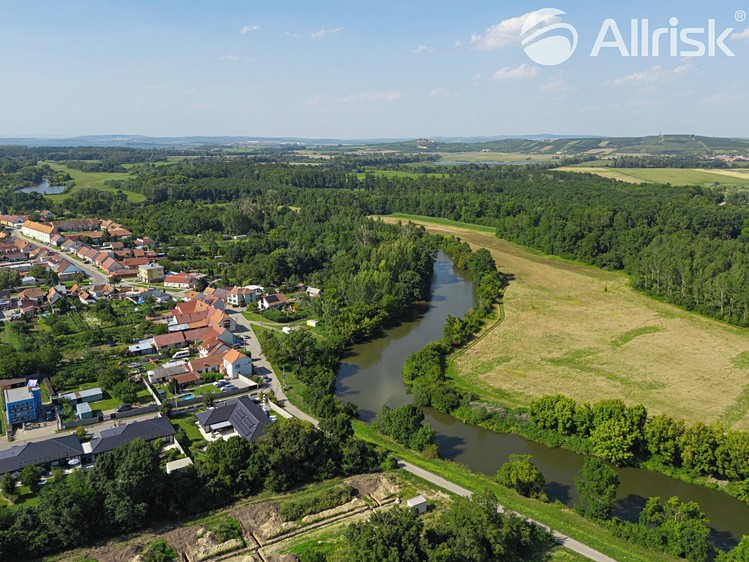 Prodej  stavebního pozemku 776 m² - foto 6
