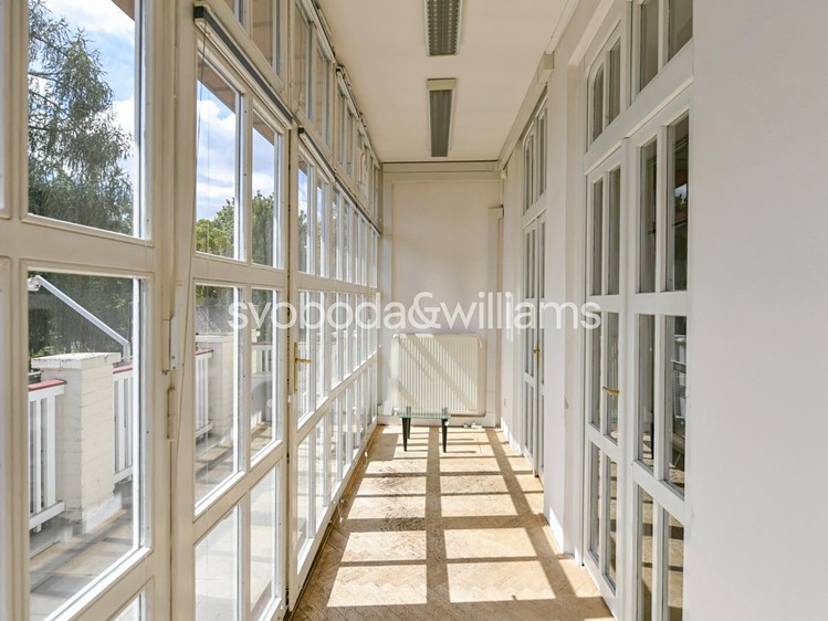 Pronájem kanceláře 800 m² - foto 6