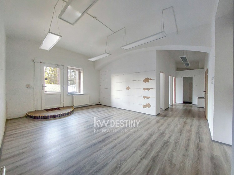 Pronájem obchodního prostoru 94 m² - foto 5