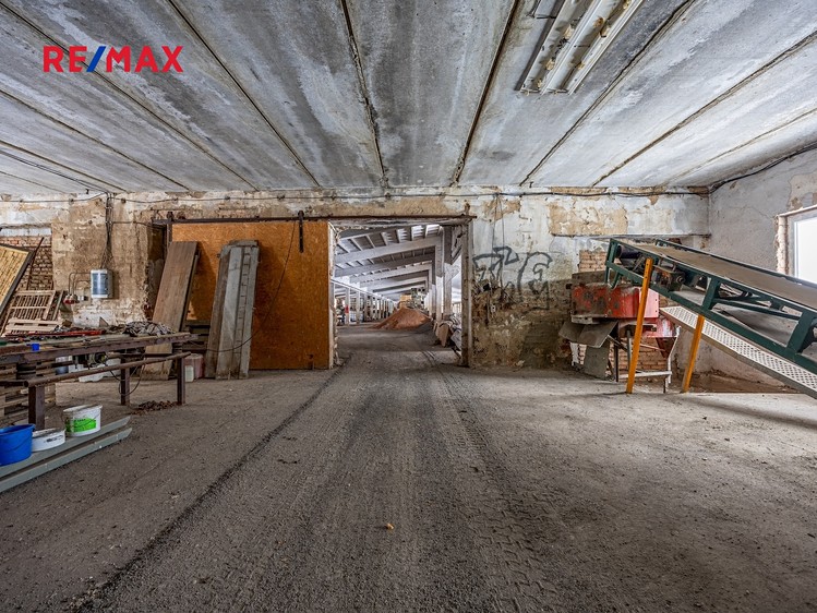 Pronájem skladového prostoru 1 460 m² - foto 5