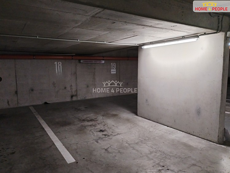 Prodej garáže 14 m² - foto 2