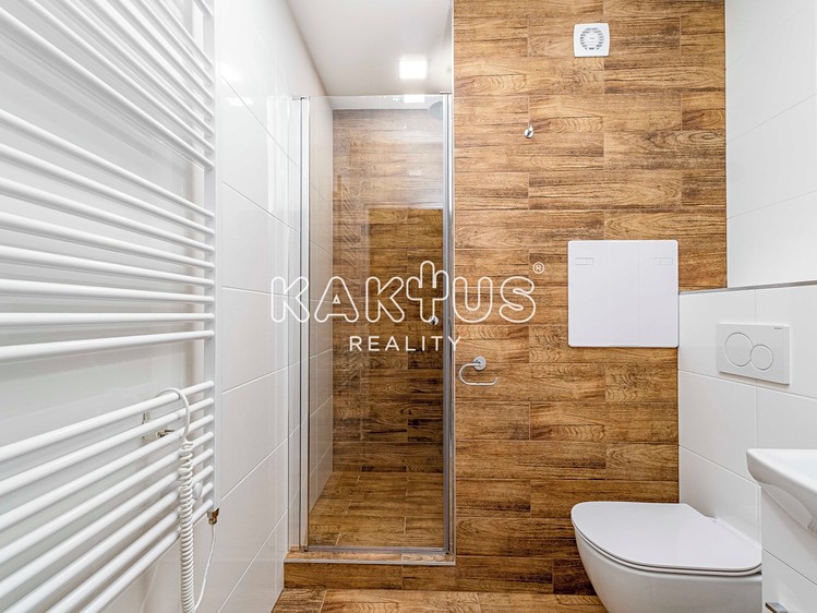 Pronájem bytu 1+1 36 m² - foto 2