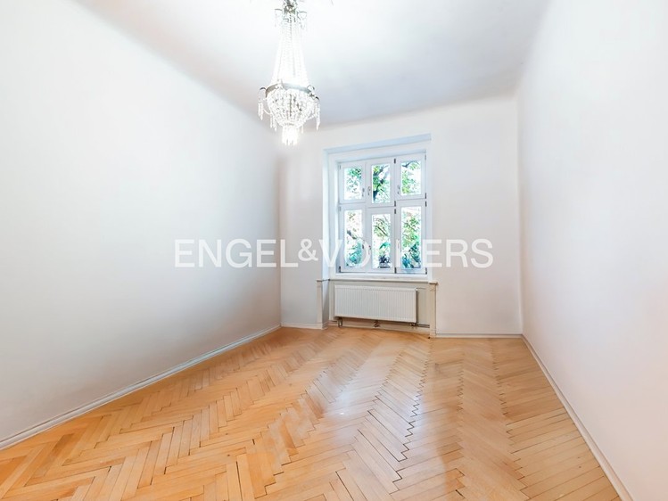Pronájem bytu 3+1 70 m² - foto 1