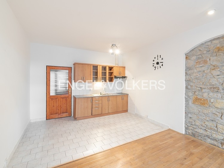 Pronájem bytu 1+kk 35 m² - foto 2