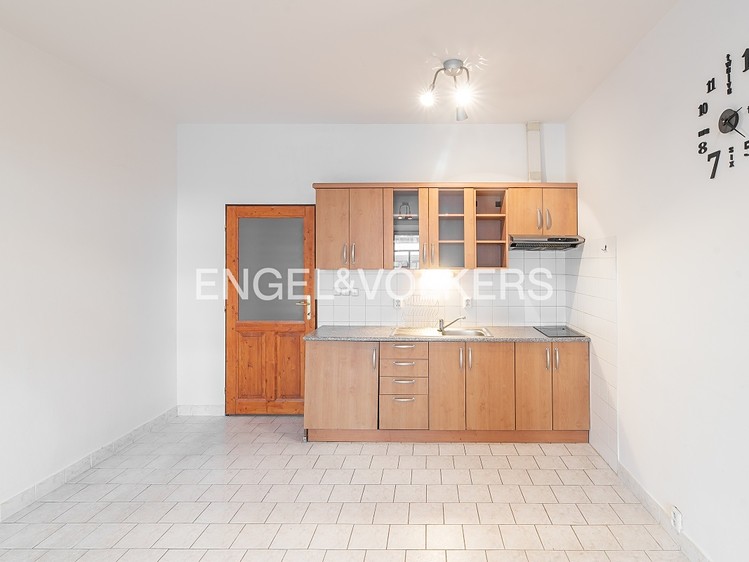 Pronájem bytu 1+kk 35 m² - foto 3